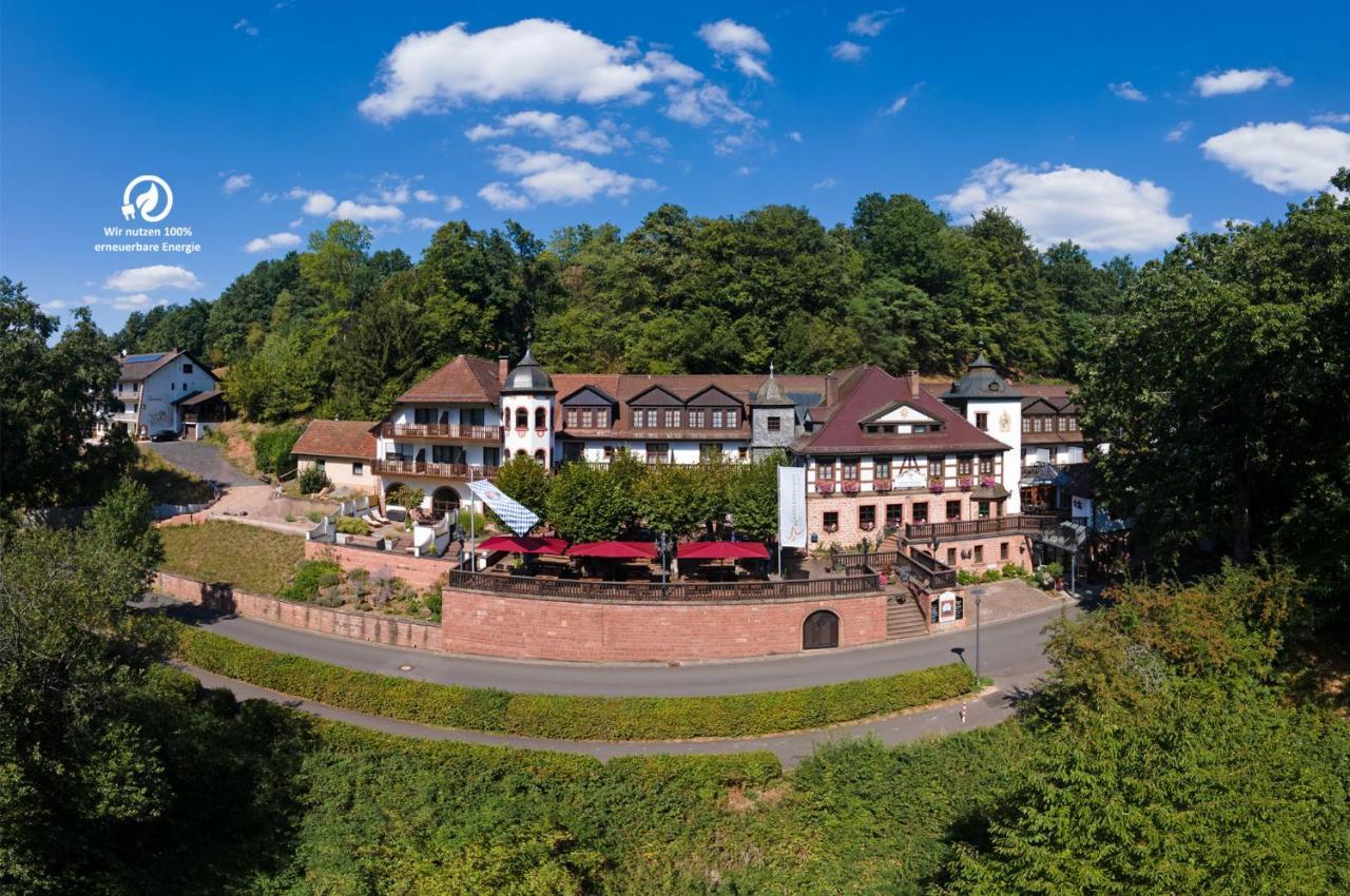 Naturhotel Ruegers Forstgut Меспельбрунн Экстерьер фото